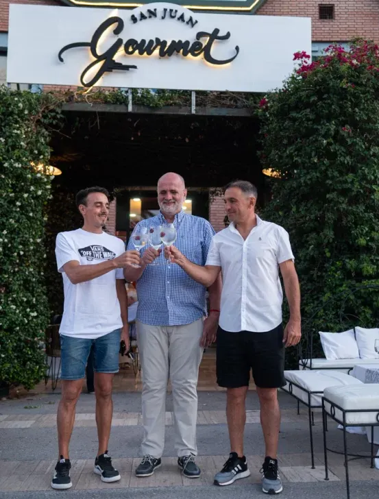 xGOURMETSECUNDARIA1-553x728