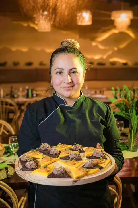 GABI-PLATO-485x728
