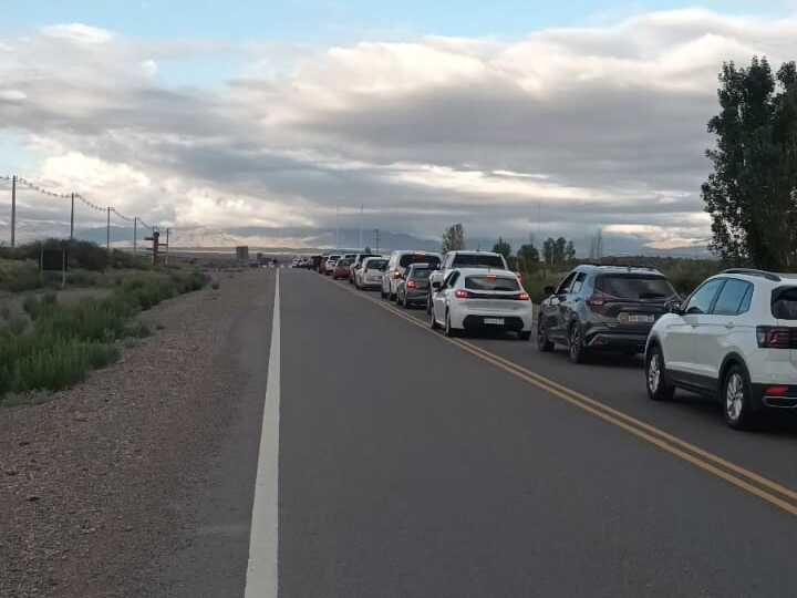 fila-agua-negra-espera-autos2025