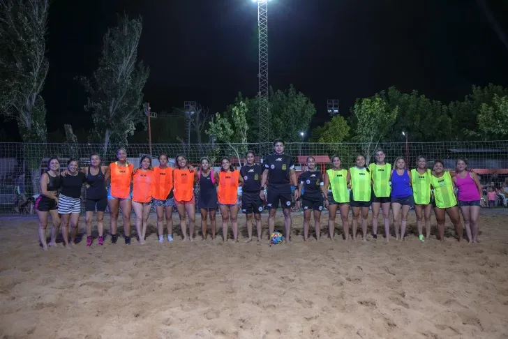 futbol playa UVT 1