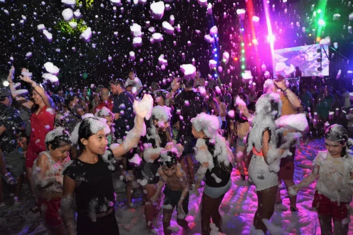 carnaval-uvt-1-728x485