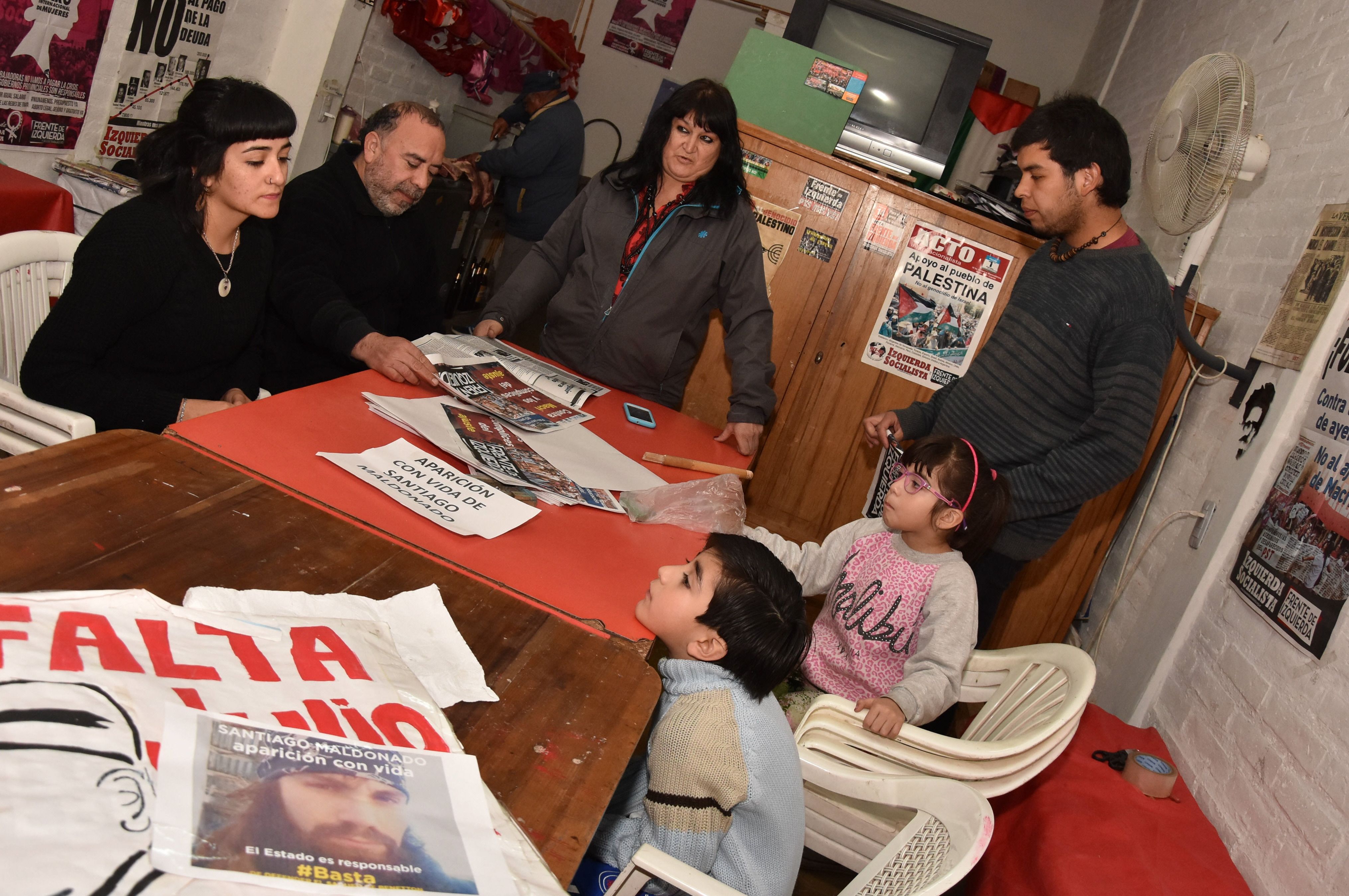 En la Izquierda Socialista, su referente Gloria Cimino dijo que ten&iacute;an expectativas de &ldquo;superar las PASO&rdquo;. Anoche estaban en riesgo de no pasar.