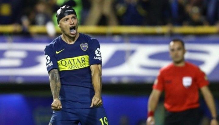 Zarate Vélez decidió expulsar como socio a Mauro Zárate