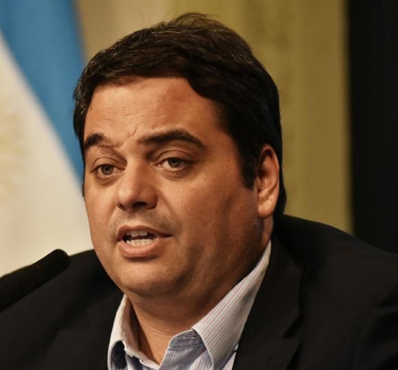 ¿Paro? Triaca dijo que ‘no tenía razón de ser‘ la convocatoria a un paro. ¿Paro? Triaca dijo que ‘no tenía razón de ser‘ la convocatoria a un paro.