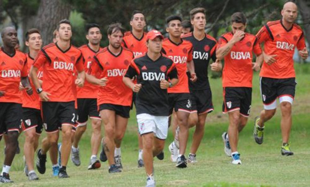 Ante Universitario por su primer partido del año