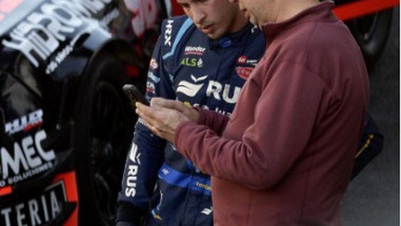 EL PILOTO SANJUANINO pudo terminar con una sonrisa luego de tantos sinsabores. Clasificó 13ro. en el Gálvez.