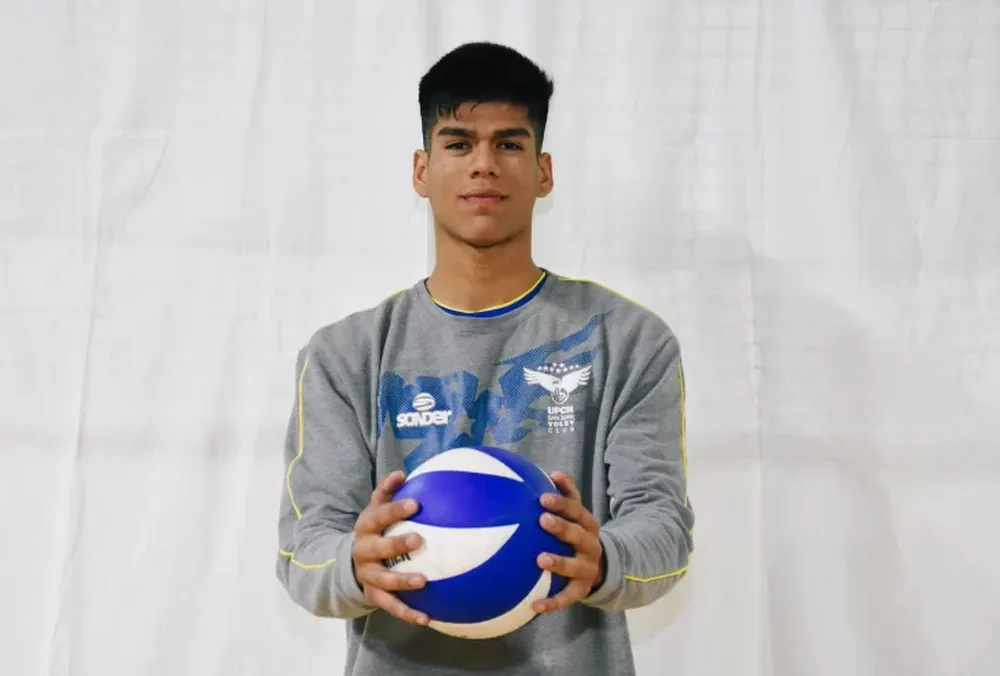 El juvenil que llegó al plantel profesional de UPCN gracias un gran esfuerzo