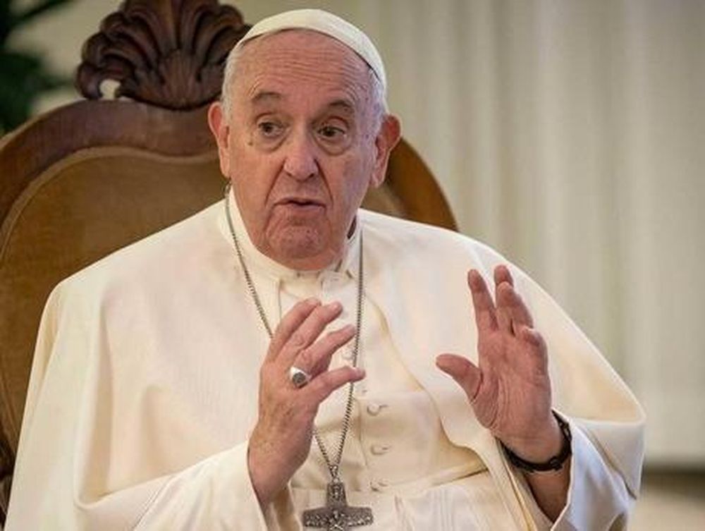 Francisco ingresó al hospital Gemelli para someterse a controles médicos