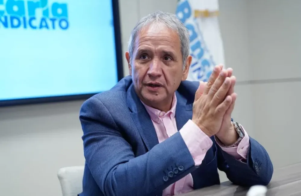 Bancarios lograron un aumento del 22% y un bono por su día de casi 407 mil pesos