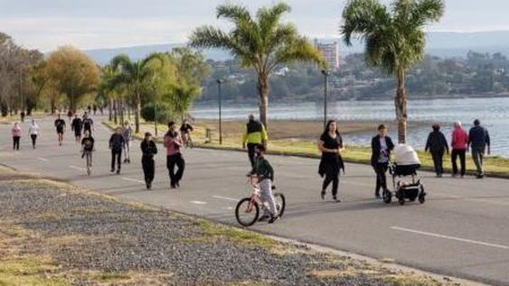 Vacaciones en pandemia: Córdoba no exigirá seguro contra Covid-19 ni PCR negativo