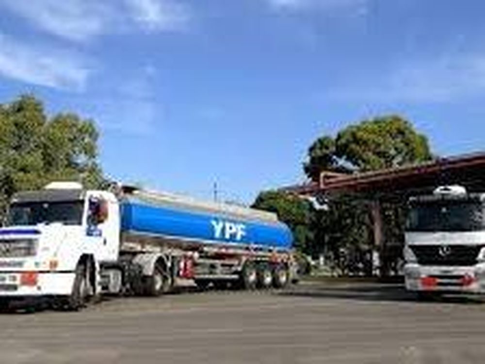 Por el faltante, el Gobierno permite un mayor corte de gasoil con biocombustibles