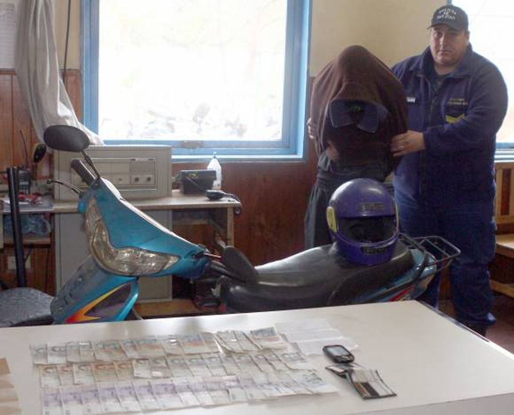 Los asaltan de nuevo, pero esta vez recuperan el botín