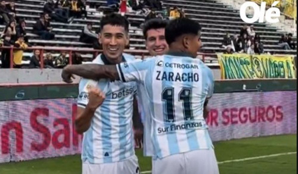 SOLARI anotó el segundo gol, aseguró el partido y todo Racing es una fiesta en la ciudad feliz. El equipo de Costa está  entrando en octavos de final de la Liga.