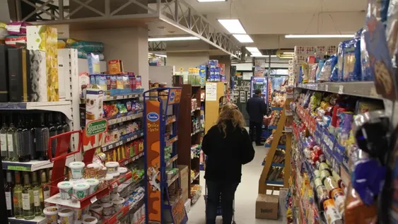 La inflación bajó con respecto a septiembre y alcanzó el 3,3%