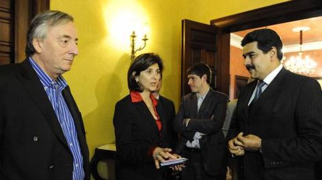 Conflicto: Chávez y Santos se reunirán el próximo martes