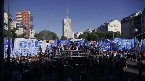 Movimientos sociales criticaron a Cristina Kirchner por sus dichos sobre el manejo de los planes