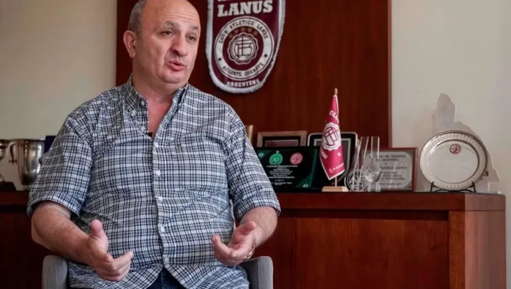 Un dirigente apoyó a Sampaoli y apuntó contra los jugadores: “Hicieron caer a varios técnicos”