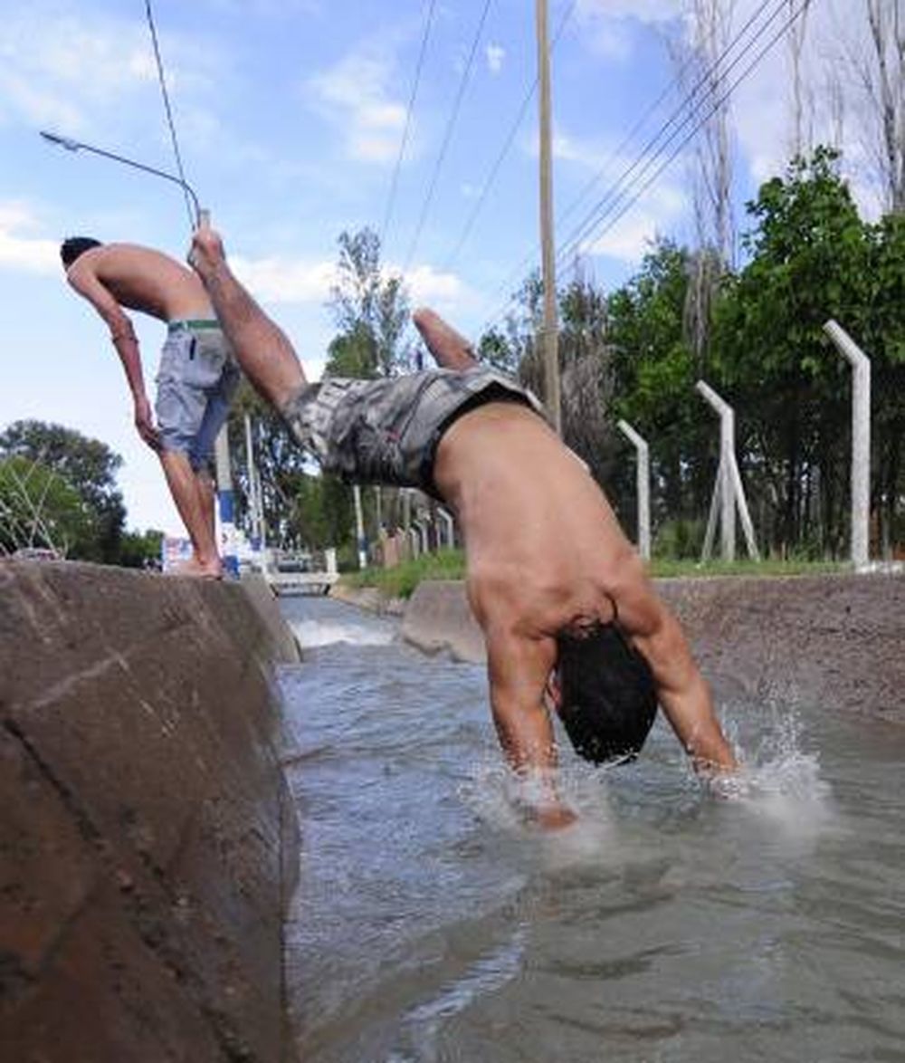 Sin refuerzo  en el control  de canales