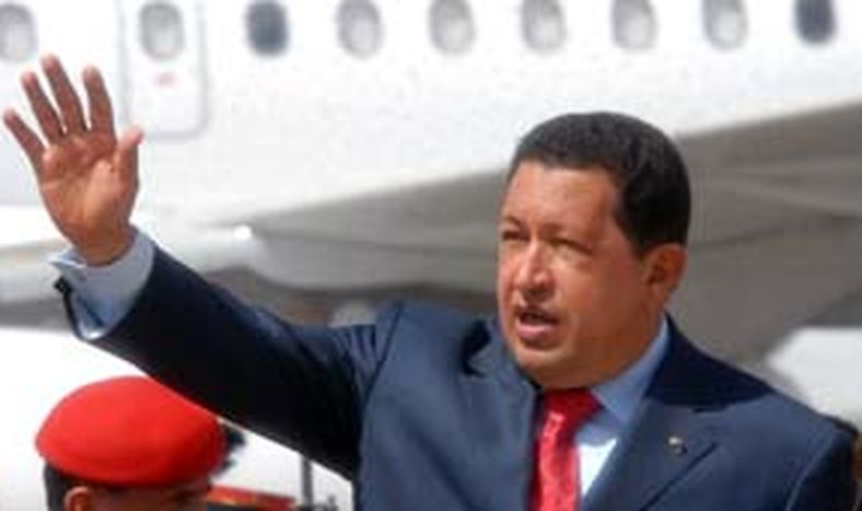 Chavez ya se encuentra dando instrucciones