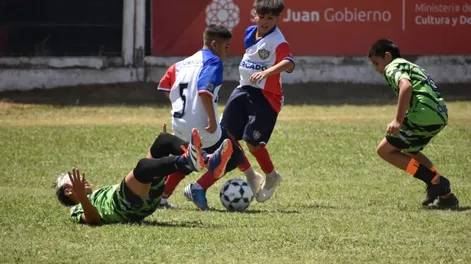 Mundialito de Trinidad.-