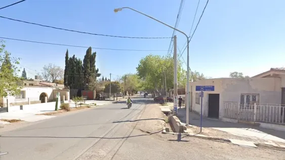 Intentaron robarle el celular en plena calle y detuvo al ladrón con ayuda de la gente que pasaba
