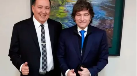 Presidente Javier Milei junto a pastor evangélico.