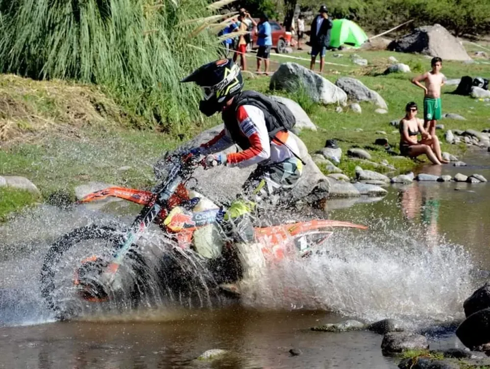 Con la clasificación en motos y quads, comenzó la XXX edición del Safari tras las Sierras