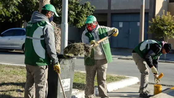 Cómo funcionarán los servicios durante el feriado de hoy lunes