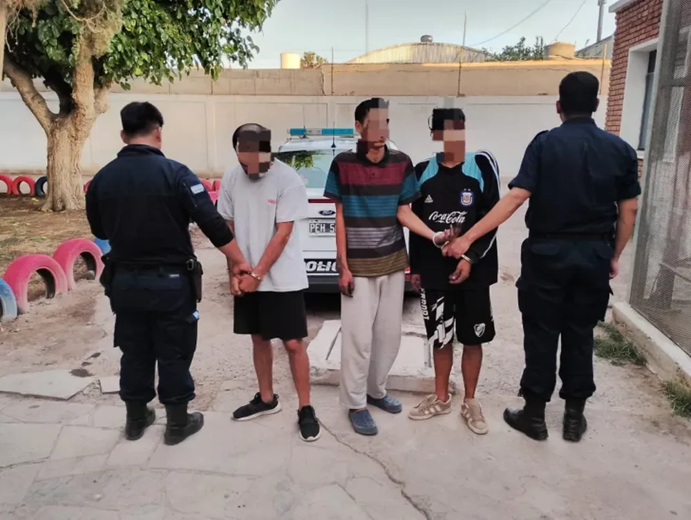 Tres detenidos por el robo en el colegio parroquial de 25 de Mayo: recuperaron todo lo robado