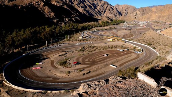 Detalles. El Zonda ya se llenó del ruido de los motores del TC 2000 que está de regreso en San Juan.