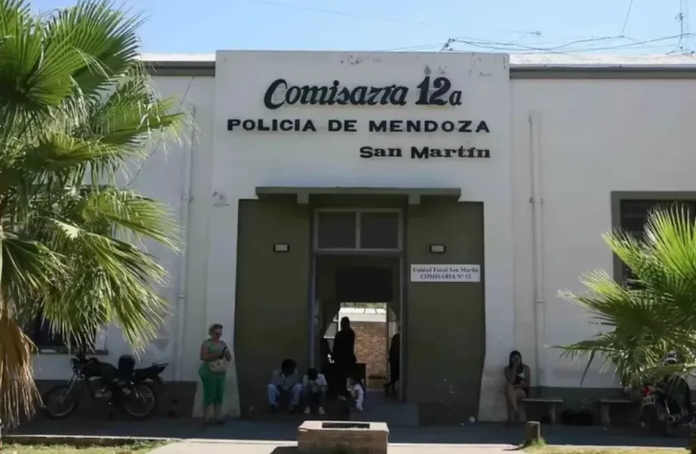 Un estudiante apuñaló a otro en un evento escolar en Mendoza