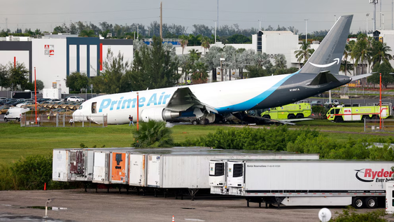 Investigan qué falló tras el accidente de avión de carga en Miami que dejó al menos 5 muertos