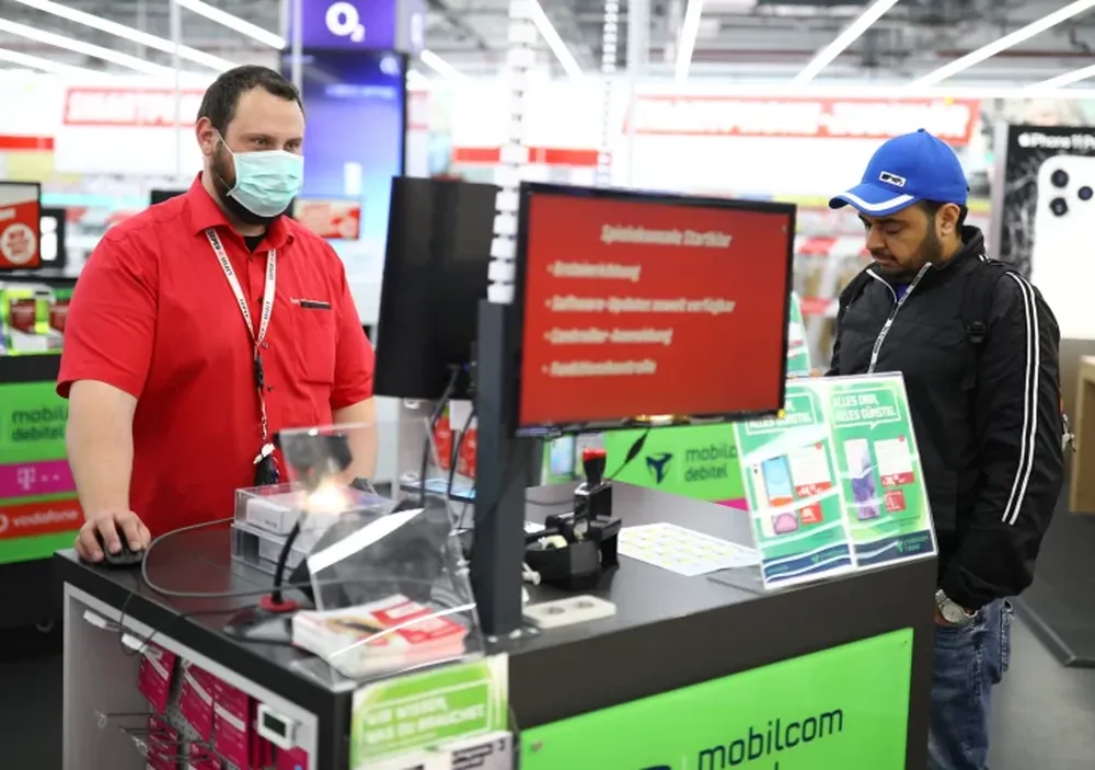 El mundo va camino a la libertad pero con el miedo pisando fuerte