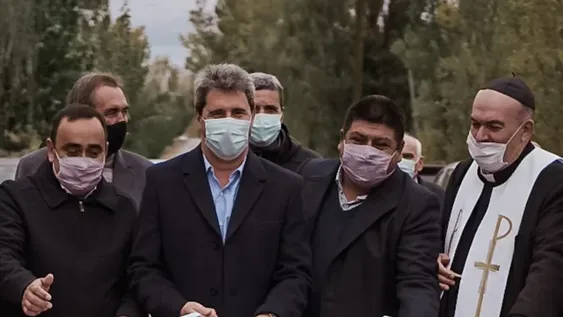 Uñac inauguró una batería de obras en Iglesia