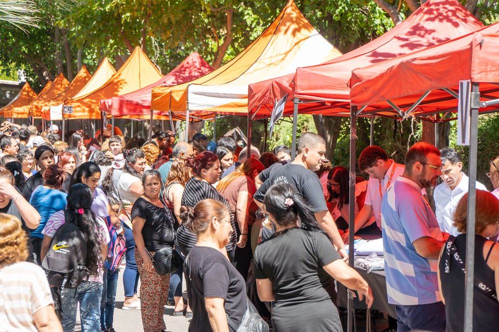 Más de 30.000 personas participaron en los operativos integrales de San Juan Cerca durante el 2025.