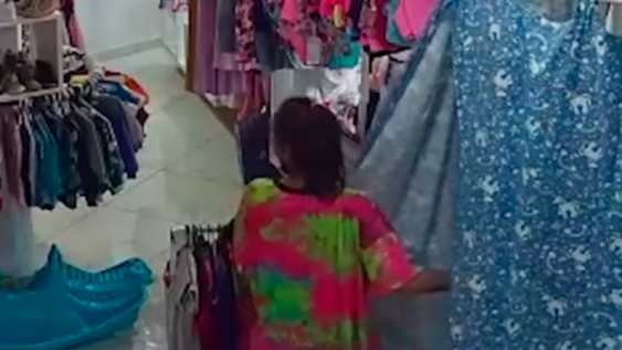 Le otorgan prisión domiciliaria a una mechera por hurtar dos pantalones