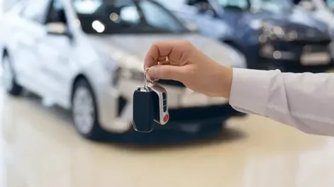 Se dispara venta de autos y motos y repunta el consumo