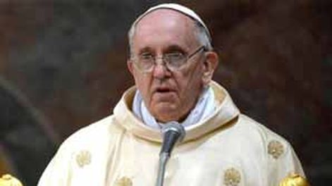 El Vaticano negó vínculos de Bergoglio con la dictadura