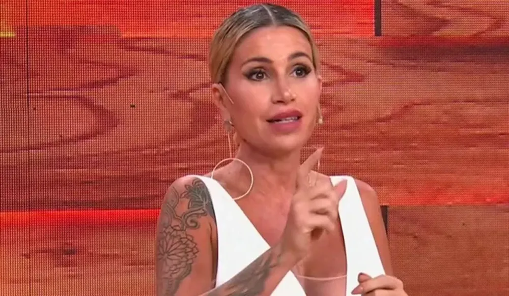 Florencia Peña festejó sus 46 años luciendo su cuerpazo con una bikini súper pequeña