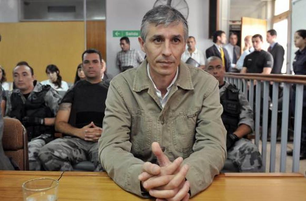 Perpetua para Cuello,   el padrastro de Tomás