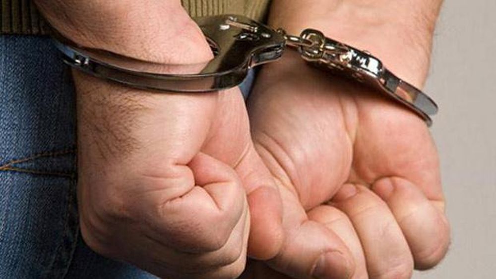 Detienen a un hombre por acercarse a la casa de su expareja cuando tenía una restricción