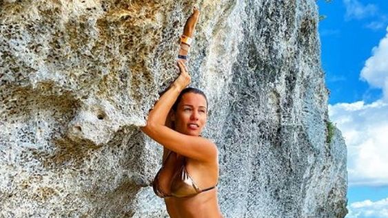 Pampita rompió Instagram con sus fotos en malla enteriza