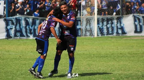 Diario de Cuyo | Goleador. Luciano Riveros será clave en la serie semifinal de Unión contra FADEP que se abre este viernes.