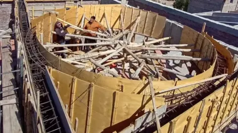 Diario de Cuyo | En el templo de San Expedito ya se hormigoneó la base de la cúpula una de las tareas mas difíciles y costosas.