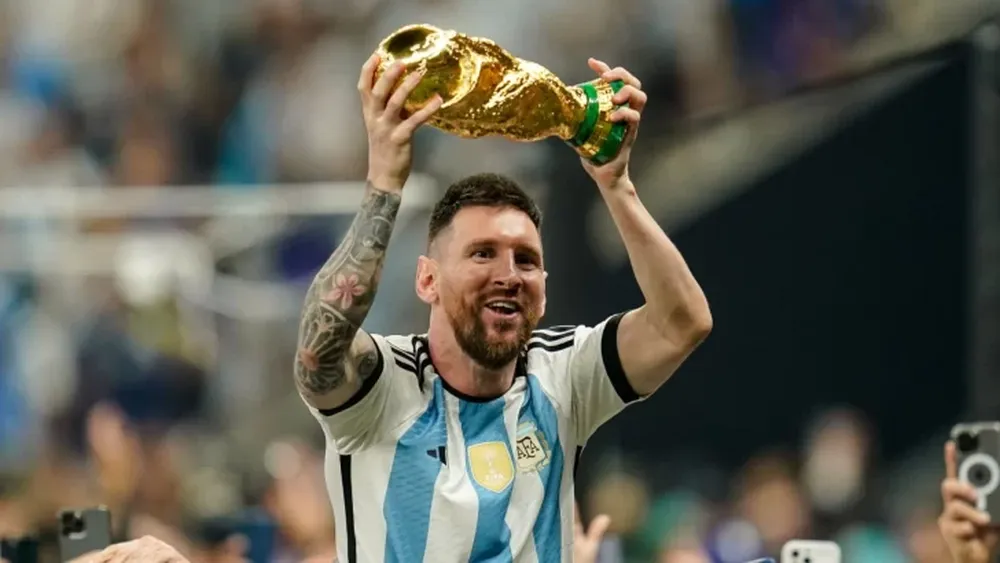 Messi competirá por el premio The Best como mejor del mundo contra Mbappé y Benzema