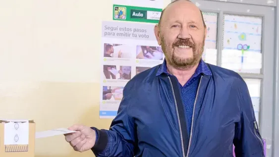 INFINITO. Insfrán busca la reforma constitucional para mantenerse en el poder.