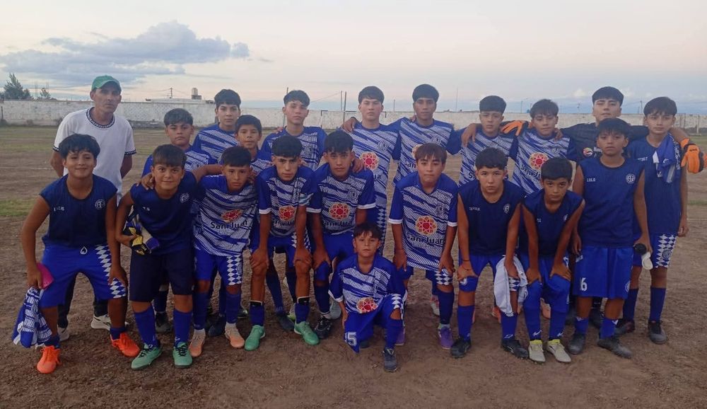 Finalistas. Los chicos de Atlético Belgrano de Sarmiento jugarán las finales de la Copa de Campeones en Pocito.
