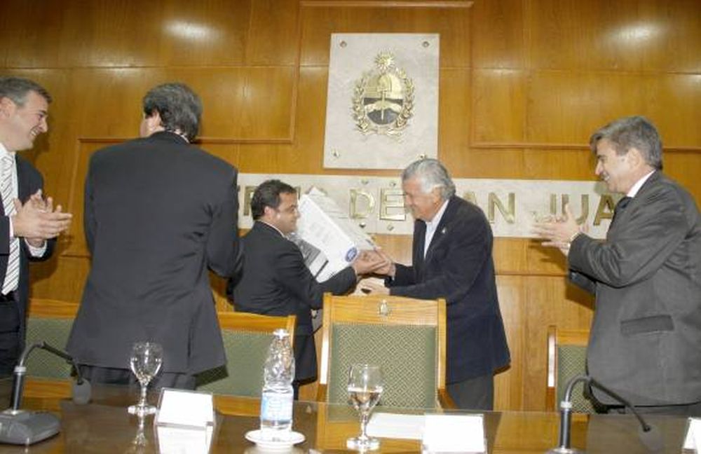 Escanearán las huellas para identificar criminales