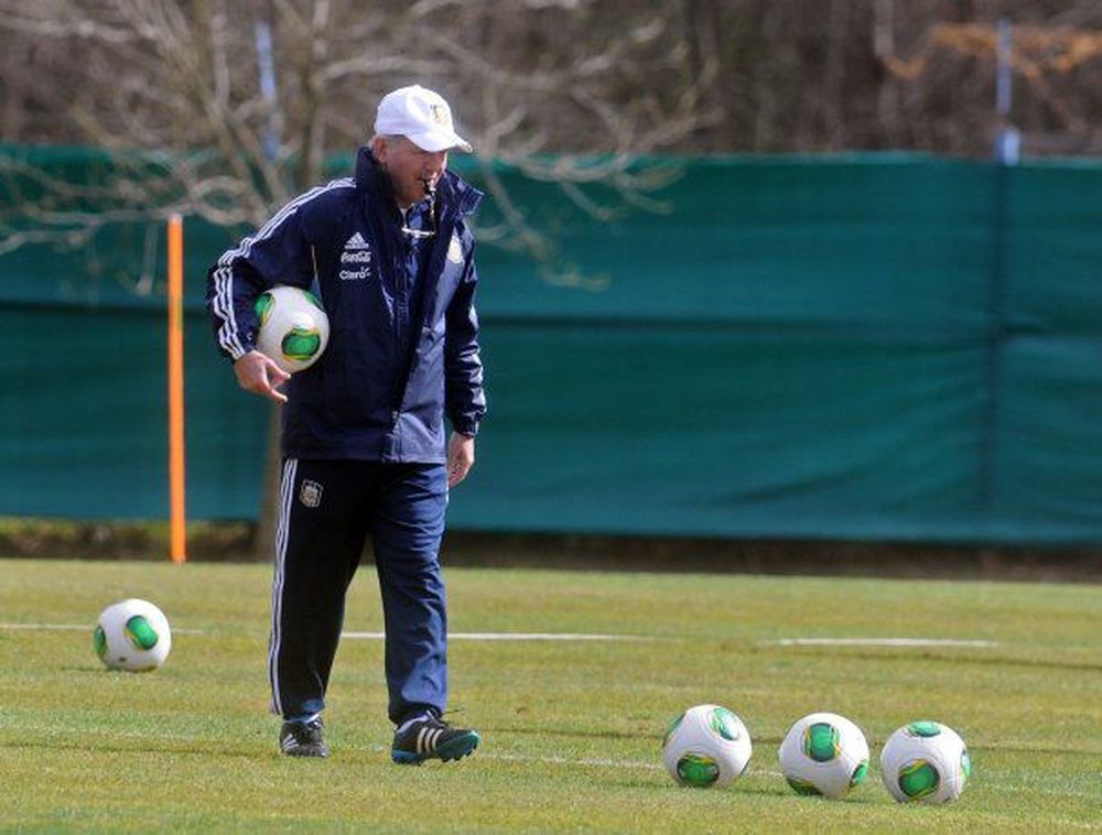 Los restos de Sabella serán velados en el predio de la AFA en Ezeiza
