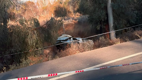 El vehículo quedó al costado de la ruta.